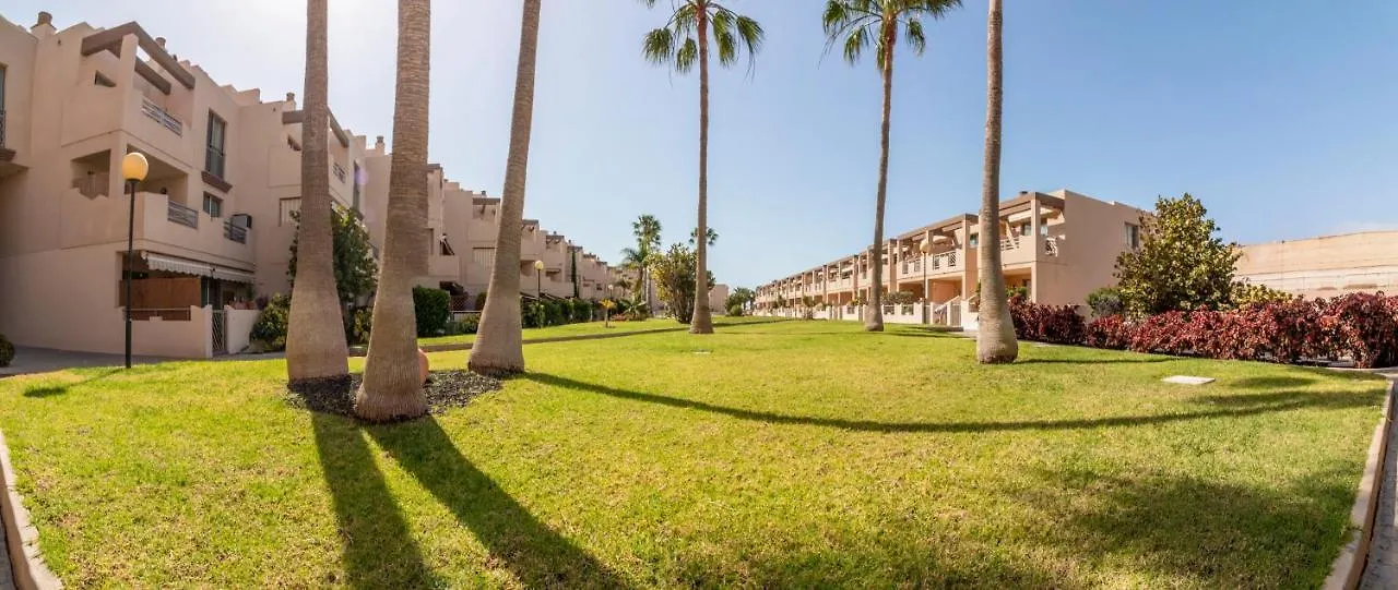 Homeforguest Apartamento En La Tejita Con Piscina, Terraza Y Wifi Granadilla De Abona Apartment